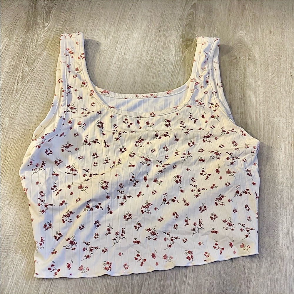 SHEIN Cream Pink Fitted Crop Tank Top